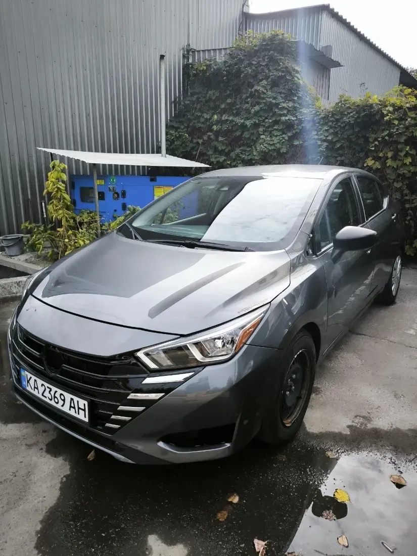 Nissan Versa КА 2369 АН Front left view