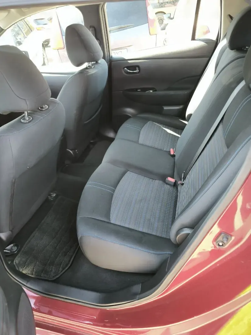 Nissan Leaf ВС 4841 YD Rear seats