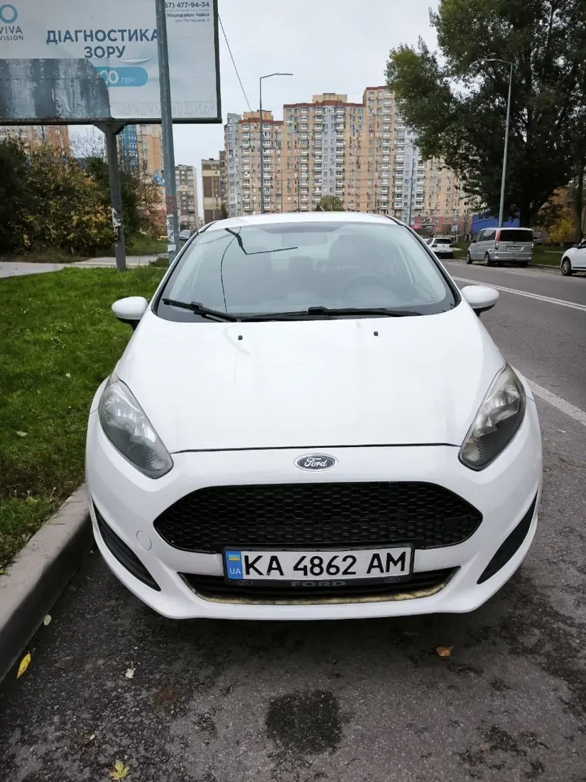 Ford Fiesta КА 4862 АМ Вид спереду