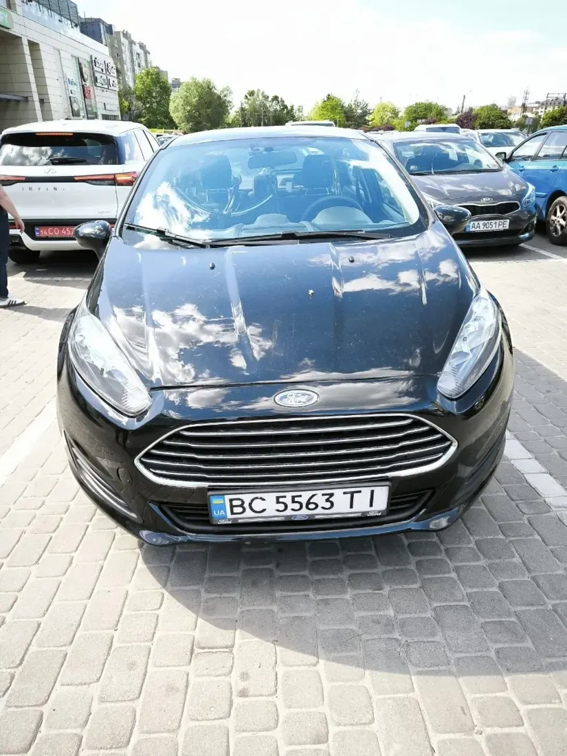 Ford Fiesta ВС 5563 ТІ Вид спереду