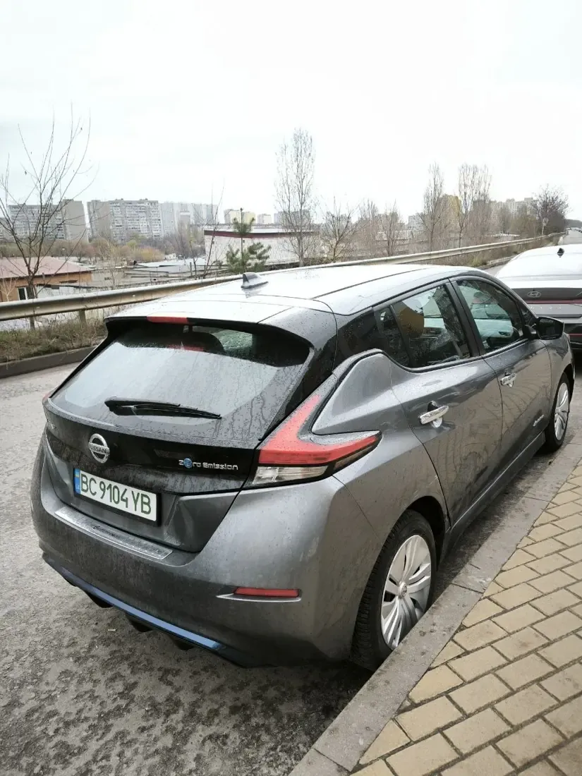 Nissan Leaf ВС 9104 YB Rear right view