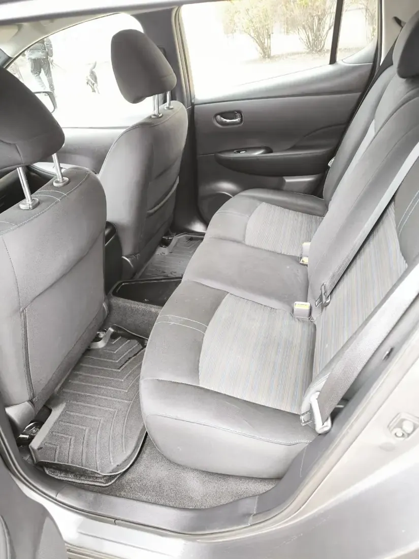 Nissan Leaf ВС 9104 YB Rear seats