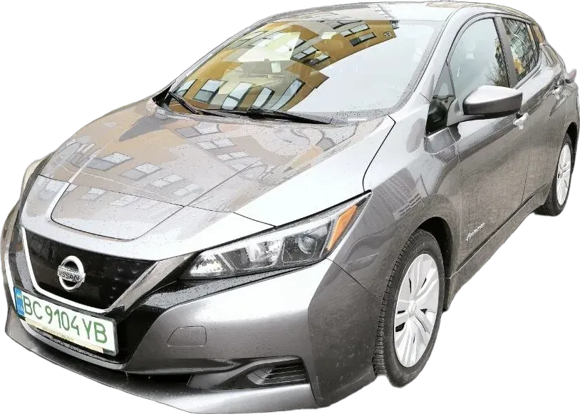 Nissan Leaf ВС 9104 YB Вид спереду зліва